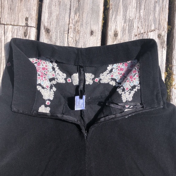 Boho corduroy embroidered skirt - Picture 6 of 7